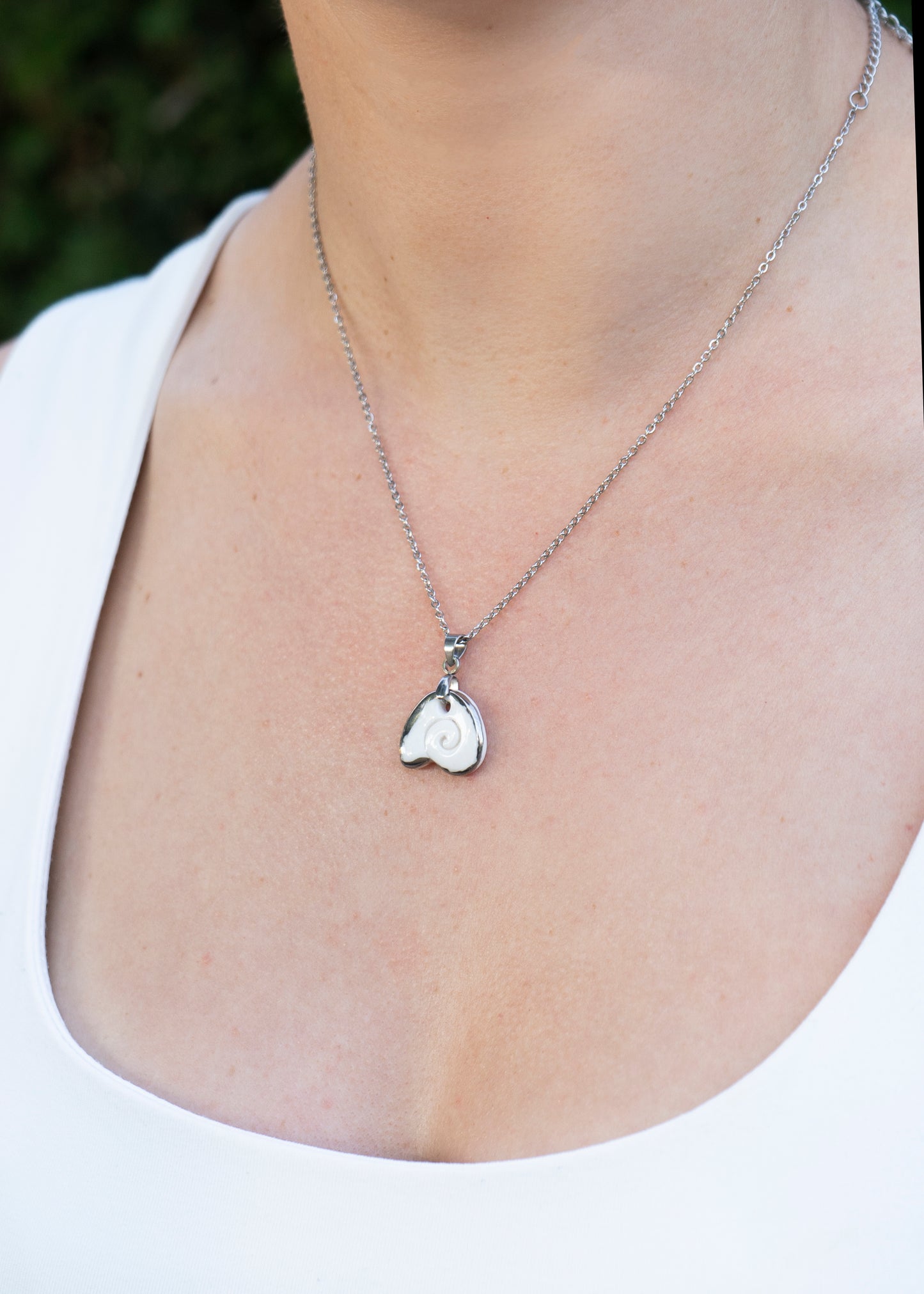 Handmade porcelain seashell pendant necklace
